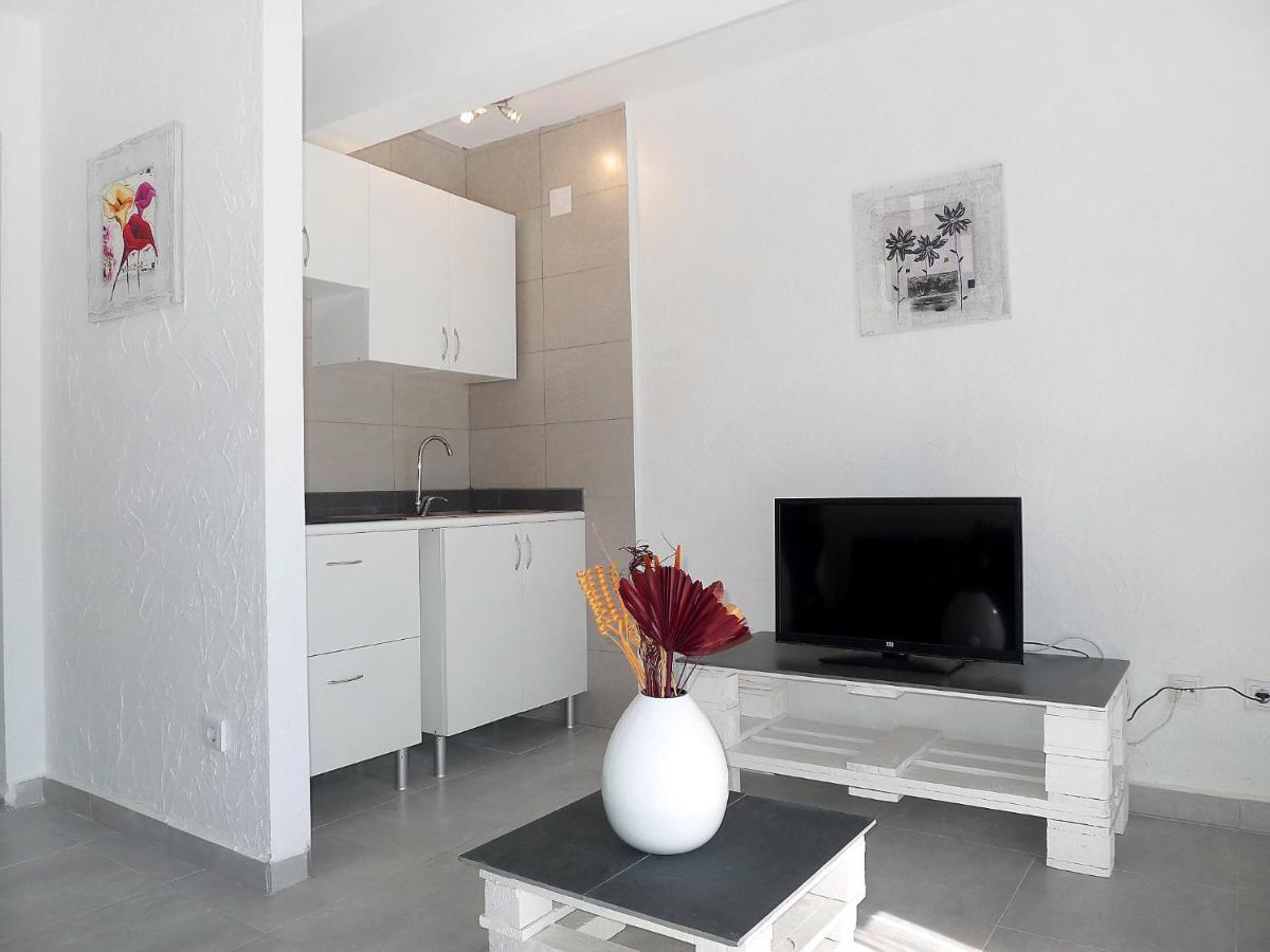 Paola Appartement *